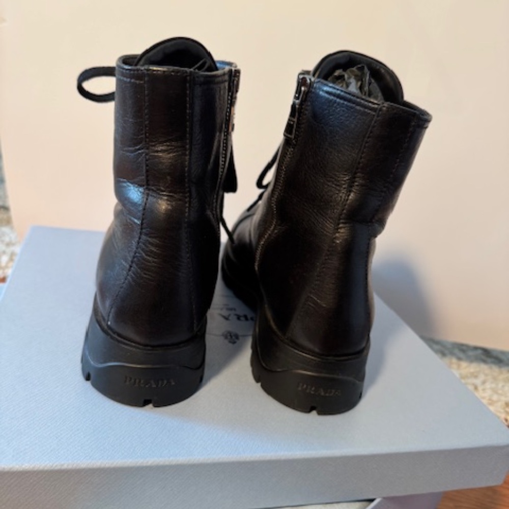 PRADA Black Leather Lug Sole Combat Boots Size 39 1/2 EU / 9,5 US - Picture 12 of 16